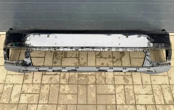 Volkswagen PASSAT B8 Front bumper 3G0807221C