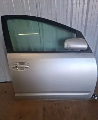 Toyota Prius (NHW20) Front door 