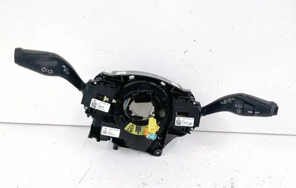 Wiper turn signal indicator stalk/switch