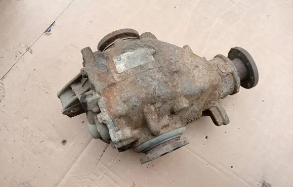 BMW X3 E83 Rear differential 7567995 89081