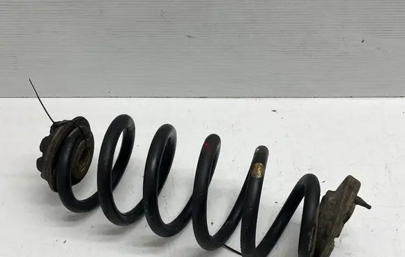 Nissan X-Trail T32 Rear coil spring 