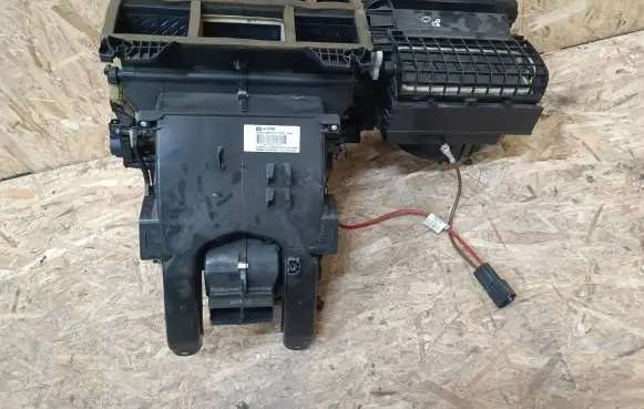 Interior heater climate box assembly