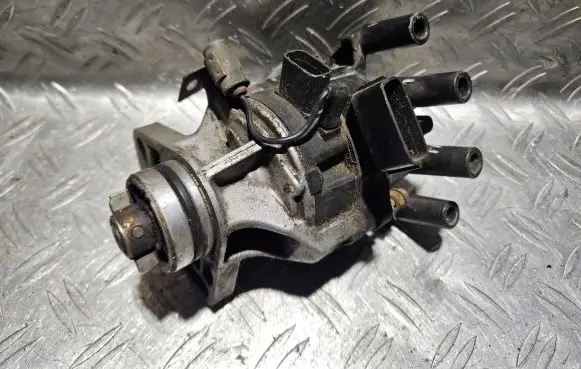 Mazda 323 Spark distributor T2T58471 B3M5