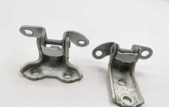 Toyota Auris E180 Rear door hinge set 