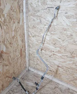 Air conditioning (A/C) pipe/hose