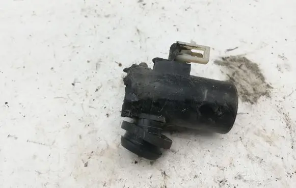 Suzuki Grand Vitara II Windscreen/windshield washer pump NOCODE