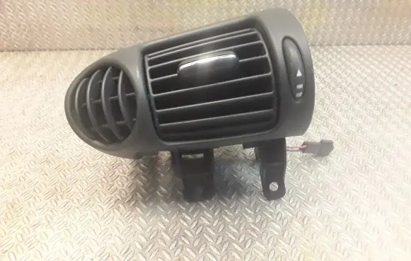 Mercedes-Benz C W203 Dashboard air vent grill cover trim 2038300154 A2038300154