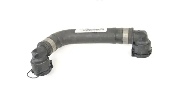 Mercedes-Benz CLS C257 Engine coolant pipe/hose A2562030702