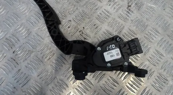 Hyundai i10 Accelerator throttle pedal
