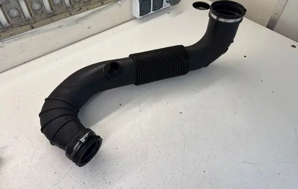 Mercedes-Benz Sprinter W906 Intercooler hose/pipe A9065281724 446389600