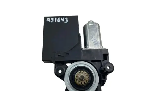 Volvo V50 Front door window regulator motor 31295175AA