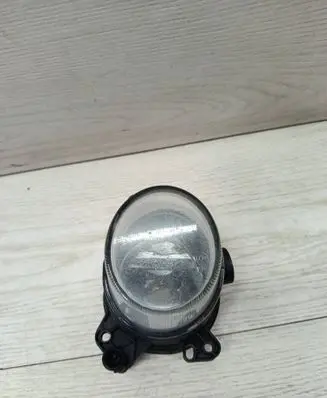 Mercedes-Benz C W204 Front fog light 0305086001 A2128200956 LE03A2561