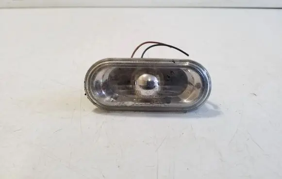 Volkswagen Golf IV Front fender indicator light 1J0949117