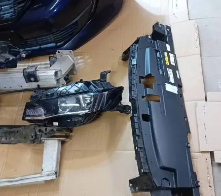 Peugeot 508 Front piece kit 