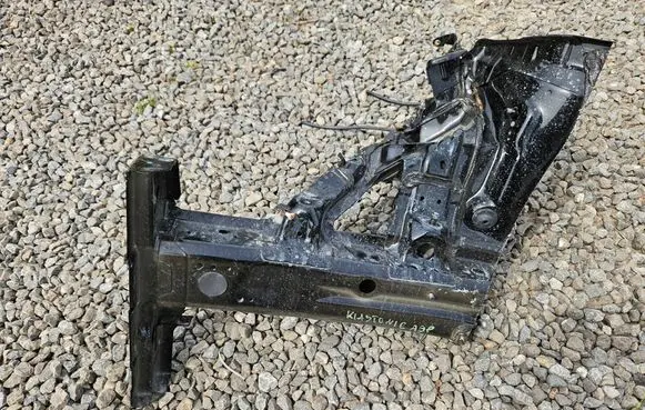 KIA Stonic Front side member 64625H8000