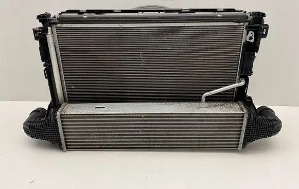 Mercedes-Benz CLS C218 X218 Radiator set A2049066802 A2045001201