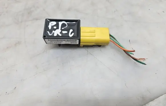 Honda CR-V Airbag deployment crash/impact sensor 77970