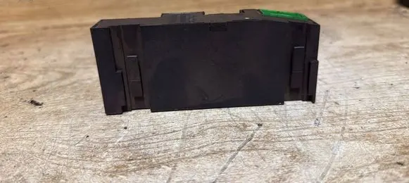 Volvo V70 ESP (stability system) control unit 8691998
