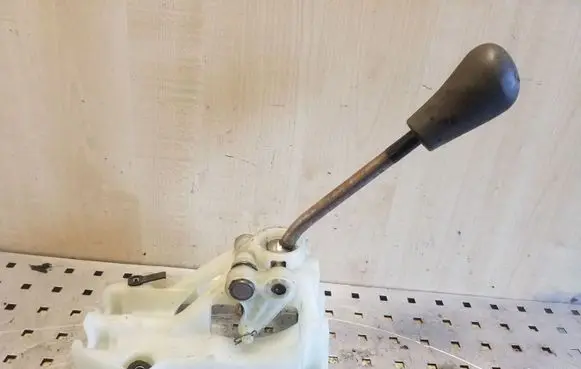 Gear shifter/selector