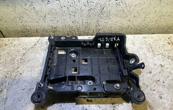 Toyota Yaris XP210 Battery box tray 744110D020