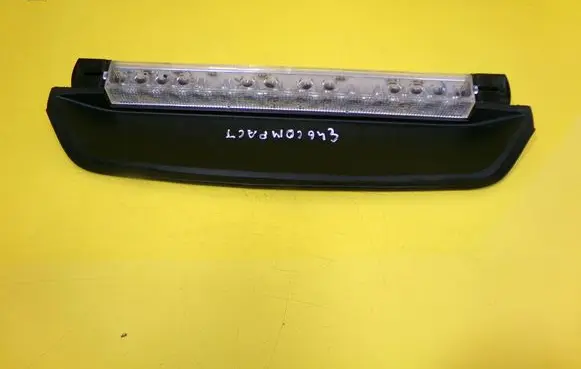 BMW 3 E46 Third/center stoplight 021205