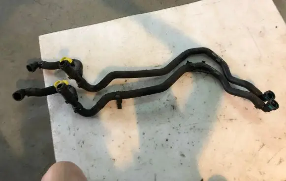 Jaguar XJ X351 Engine coolant pipe/hose AW938K534AC AW938K534