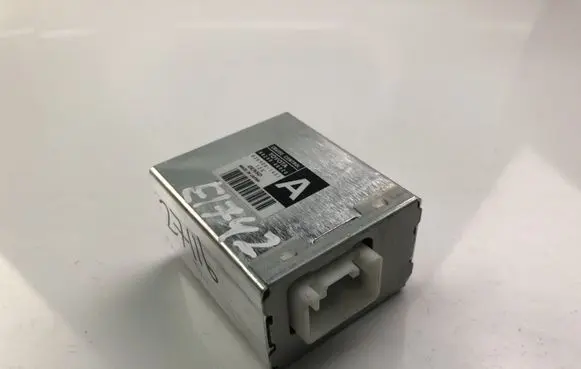 Lexus RX 450H Other control units/modules 8824048020