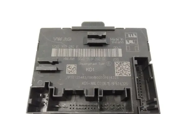 Audi A3 S3 8V Door control unit/module 5Q0959392E 5Q0959392B