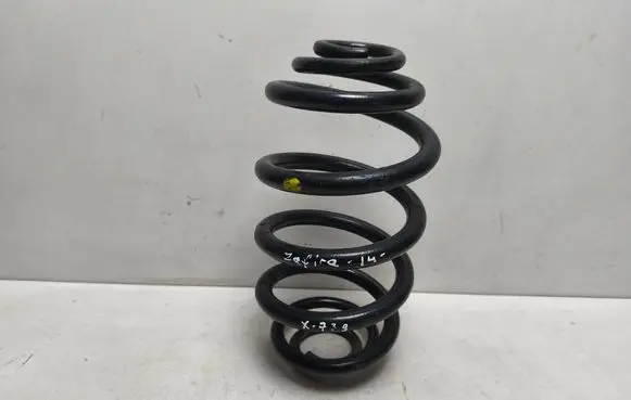 Opel Zafira C Rear coil spring