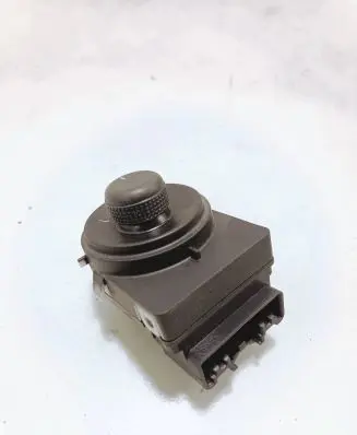 Opel Insignia A Wing mirror switch 13271827 211723