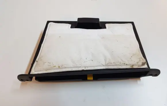 Ford Mustang VI Glove box