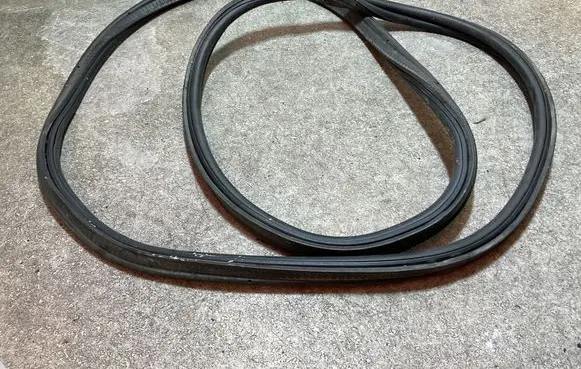 BMW 2 F44 Trunk rubber seal (body) 