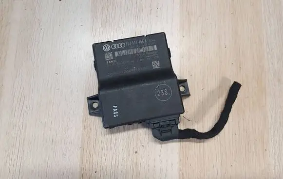 Audi A1 Gateway control module 8U0907468A