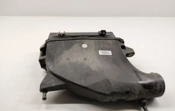 Mercedes-Benz X-class W470 Air filter box A6420900300