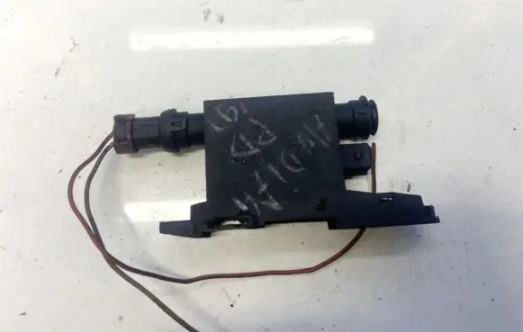 Audi A4 S4 B5 8D Door control unit/module 4A0959981A