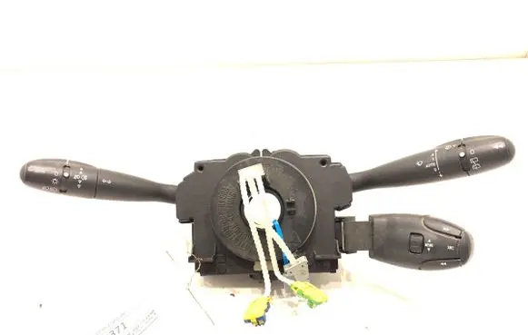 Wiper turn signal indicator stalk/switch