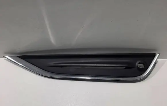 Front bumper lower grill