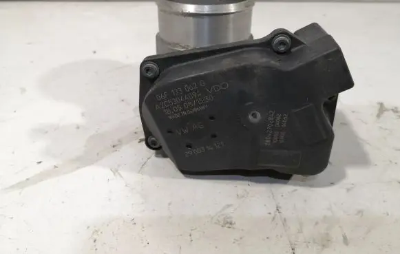 Audi A4 S4 B8 8K Throttle valve 06F133062G