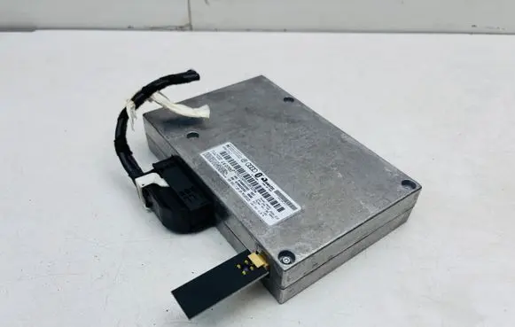 Audi A4 S4 B8 8K Bluetooth control unit module 8T0862335D 0968003390