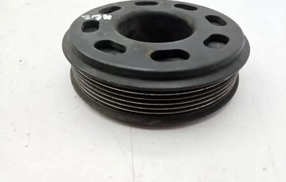 Volkswagen Tiguan Crankshaft pulley 04C105243D