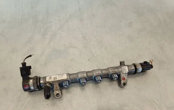 Audi Q5 SQ5 8R Fuel main line pipe 03L130089Q 200000536