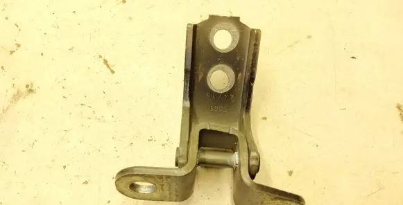 Toyota C-HR I Front door upper hinge 
