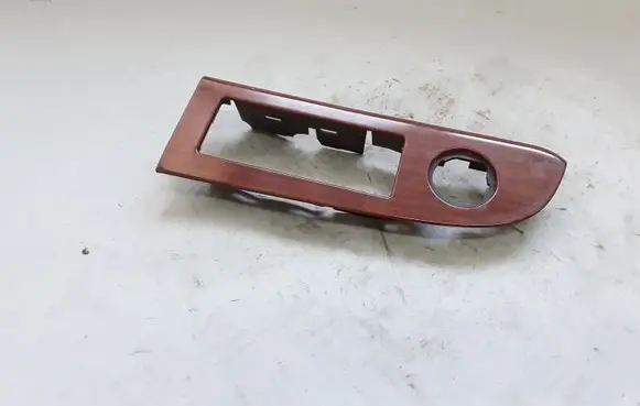 Jeep Grand Cherokee (WK) Front door window switch trim X350008803 350008803