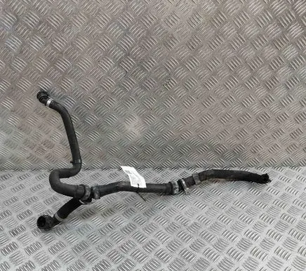 Mercedes-Benz AMG GT R190 C190 Engine coolant pipe/hose A1905000372