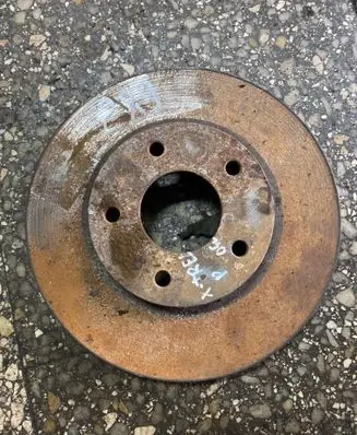 Nissan X-Trail T30 Front brake disc