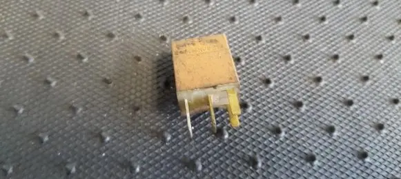 Ford Mondeo MK I Other relay 93BG14N089AA B47PG