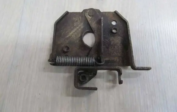 Renault Master II Engine bonnet/hood lock/catch 7700352720 18278