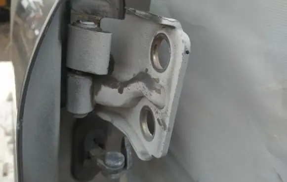 Fiat Multipla Front door upper hinge