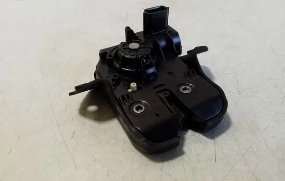 Nissan Qashqai J12 Tailgate/trunk/boot lock/catch/latch 905030754R