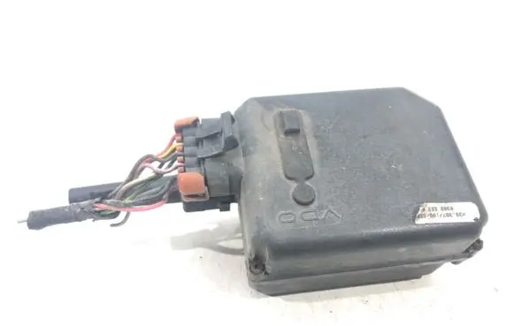 Accelerator throttle pedal